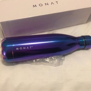 NWOT MONAT STAINLESS STEEL WATER BOTTLE